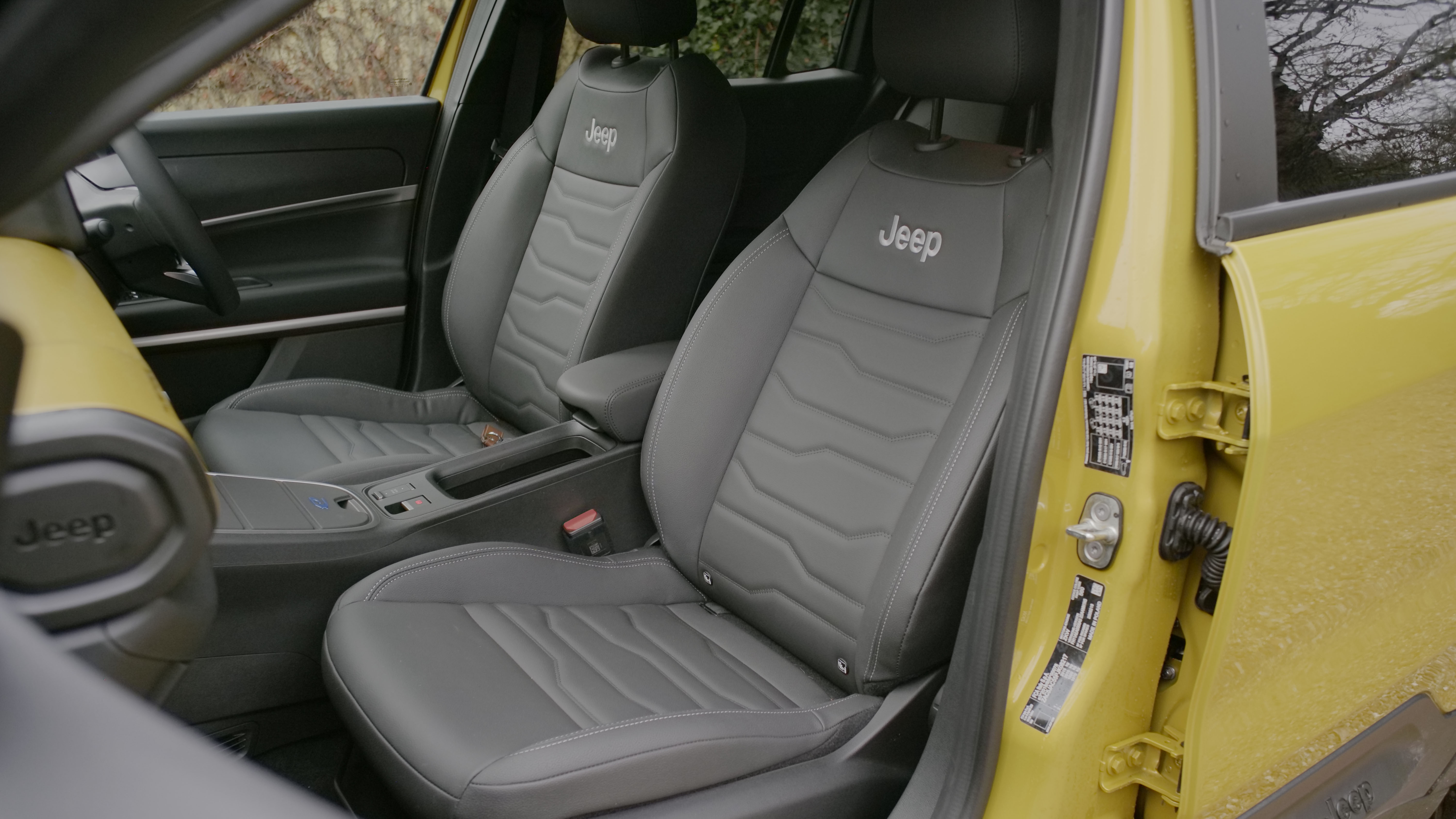 JEEP AVENGER HATCHBACK 1.2 Longitude 5dr